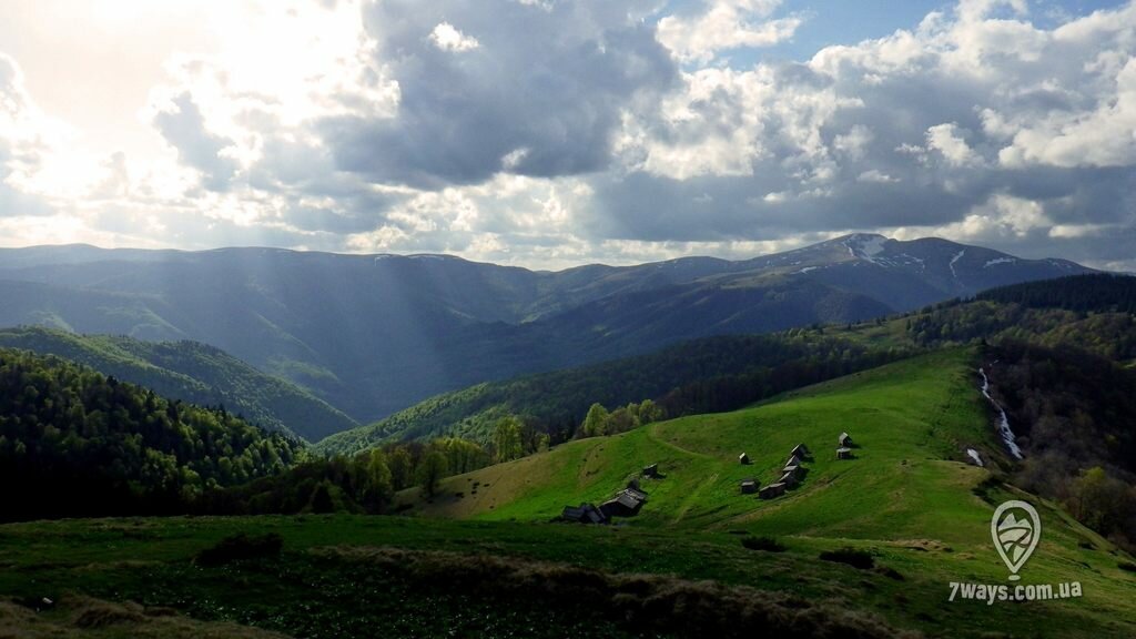 Карпаты, домик под Петросом Карпаты, домики под Петросом