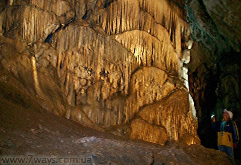 Бинбаш-Коба - остатки роскоши Бинбаш-Коба - остатки роскоши