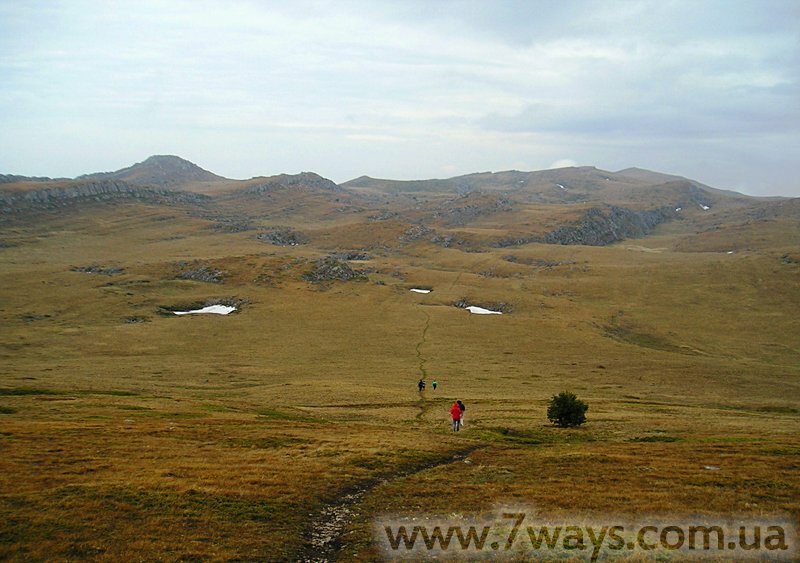 Крым, майское фото вершины Эклизи Бурун Крым, майское фото вершины Эклизи Бурун