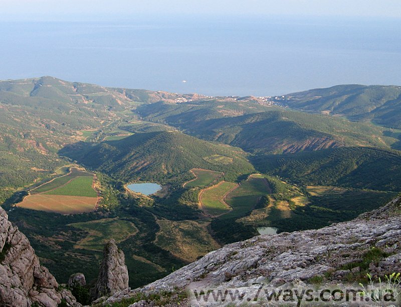 Южный берег Крыма с плато Караби Южный берег Крыма с плато Караби