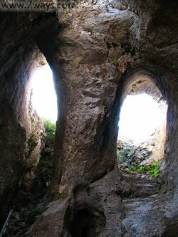 Пещера Трехглазка (Эмине-Баир-Коба), Чатыр-Даг, Крым
