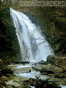 Водопад Джур-Джур, оттепель